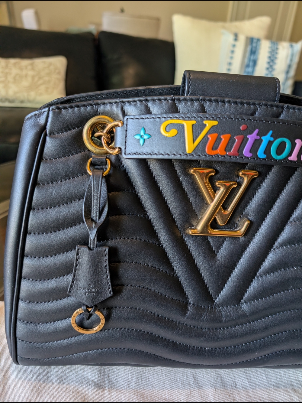 Louis Vuitton New Wave - Picture 7 of 16